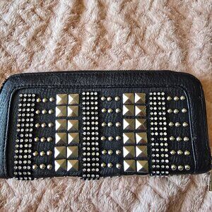 Large Black Leather Zipper Wallet